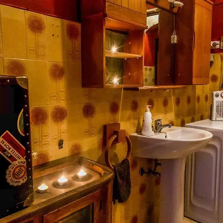 La Casa Di Vasco Bussana Vecchia Appartamento *